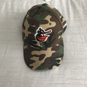 Baltimore Oriole's unisex camo hat NEVER WORN